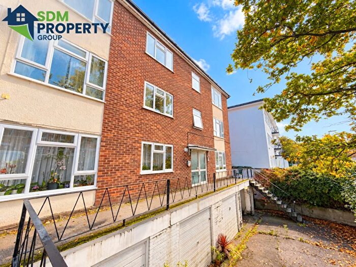 1 Bedroom Flat To Rent In Silverdale Court, Silverdale Road, Southampton, SO15