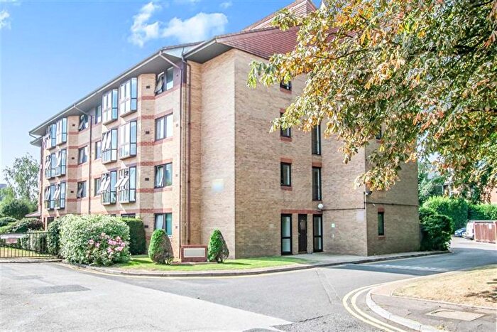 1 Bedroom Flat To Rent In Restharrow, Bournemouth, BH1