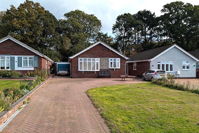 3 Bedroom Detached Bungalow For Sale In Argyle Crescent, Fareham, PO15