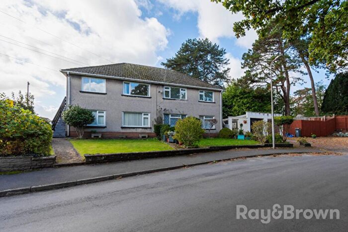 2 Bedroom Apartment For Sale In Heol Hendre, Cardiff, CF14