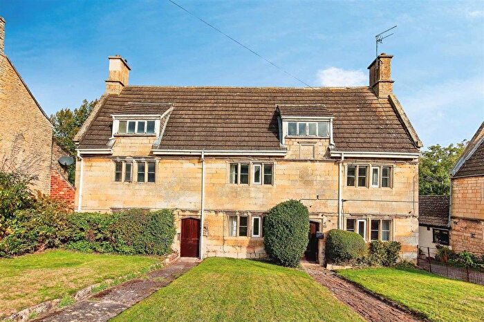 4 Bedroom Detached House For Sale In Corby Road, Weldon, Corby, NN17