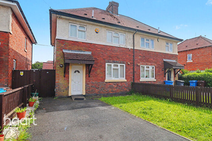 3 Bedroom Semi-Detached House For Sale In Burbage Place, Derby, DE24