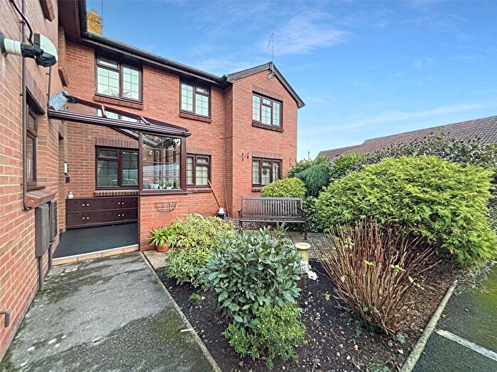 2 Bedroom Flat For Sale In North Road, Minehead, Somerset, TA24