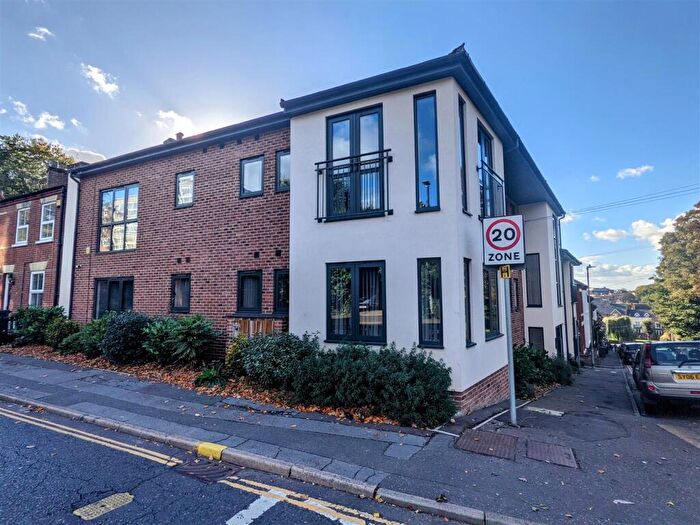 2 Bedroom Apartment To Rent In Next To Train Station, NR1