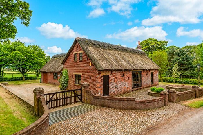 3 Bedroom Barn Conversion For Sale In The Old Barn, Meagles Lane, Little Eccleston, Preston, PR3