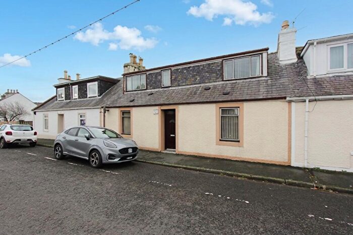 4 Bedroom Terraced House For Sale In Main Street, Lochans, DG9