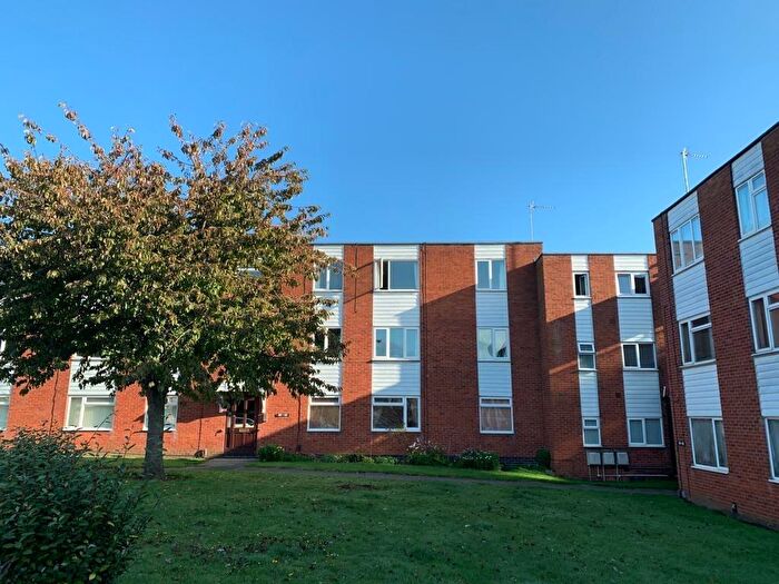 2 Bedroom Property To Rent In Chiltern Way, Northampton, NN5