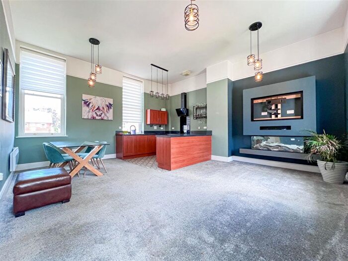2 Bedroom Flat For Sale In Willow Drive, Cheddleton, ST13