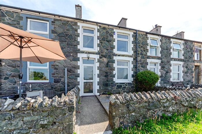 3 Bedroom Terraced House For Sale In Groeslon, Caernarfon, Gwynedd, LL54