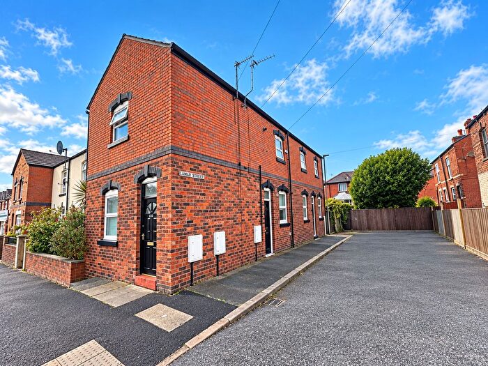 3 Bedroom Flat For Sale In Ince Green Lane, Ince, WN2