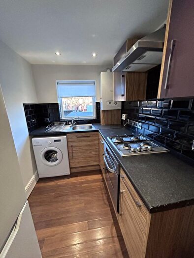 1 Bedroom Apartment To Rent In Newsham Drive, Liverpool - Available Now!, L6