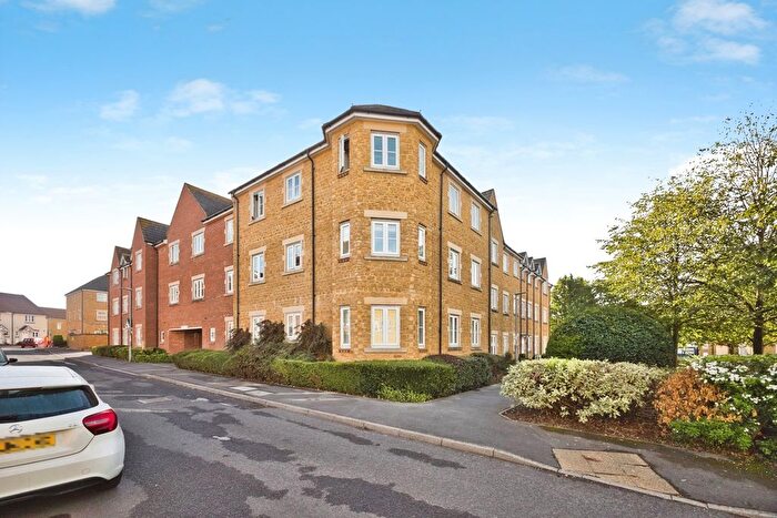 1 Bedroom Flat For Sale In Paulls Close, Martock, Somerset, TA12