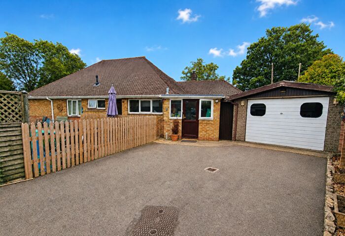 3 Bedroom Detached Bungalow For Sale In Southleigh Road, Warblington, PO9