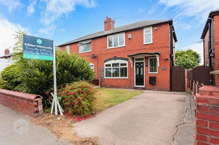 3 Bedroom Semi-Detached House For Sale In Bolton Road, Swinton, M27