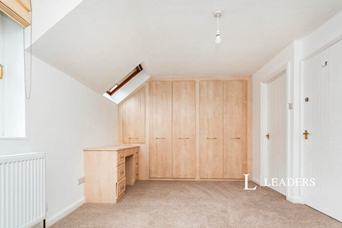 1 Bedroom House To Rent In Fishers Field, Buckingham, Buckinghamshire, MK18