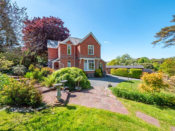 6 Bedroom Detached House For Sale In Holsworthy, Devon, EX22