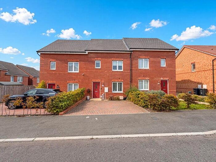 4 Bedroom Town House For Sale In Brockwell Road, High Spen, Rowlands Gill, NE39