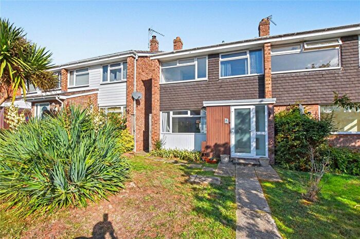 3 Bedroom Semi-Detached House For Sale In Chelwood Drive, Taunton, Somerset, TA1