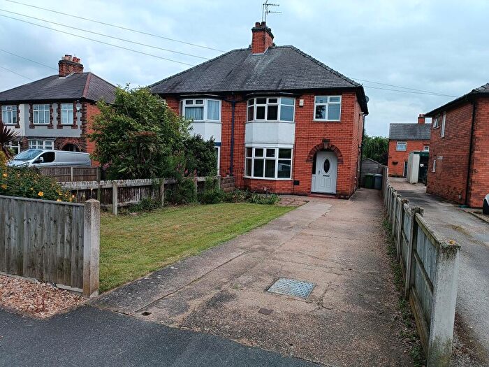 3 Bedroom Semi-Detached House To Rent In Winthorpe Road, Newark, Nottinghamshire, NG24