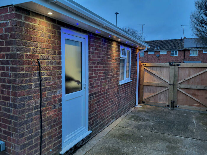 Studio To Rent In Studio Flat Luton, LU4