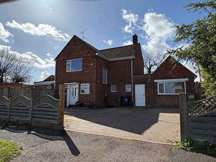 4 Bedroom Detached House For Sale In York Road, Tewkesbury, GL20