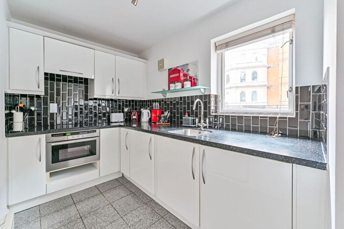 2 Bedroom Flat To Rent In Craven Street, Covent Garden, London, WC2N