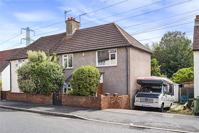 3 Bedroom Semi-Detached House For Sale In Crayford Way, Crayford, Dartford, DA1