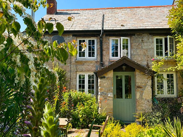 4 Bedroom Equestrian Property For Sale In Lanlivery, Bodmin, Cornwall, PL30