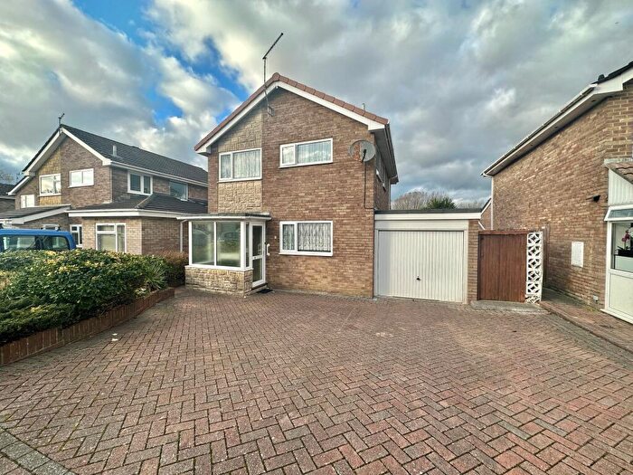 3 Bedroom House To Rent In Verity Cresent, Canford Heath, BH17