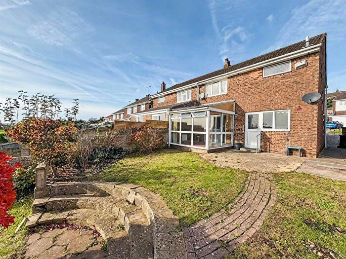 4 Bedroom Semi-Detached House For Sale In Southlands Drive, Timsbury, BA2