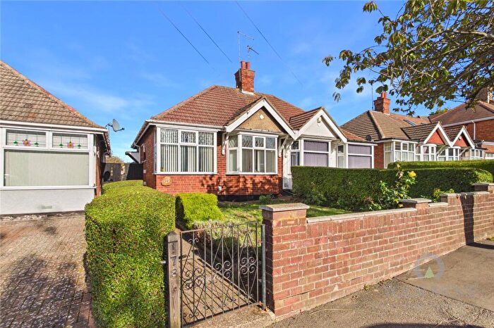 2 Bedroom Bungalow For Sale In Kingsley Road, Northampton, Northamptonshire, NN2