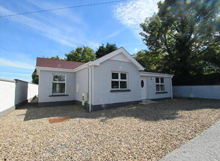 3 Bedroom Detached Bungalows To Rent In Glen Road, Derry, BT48