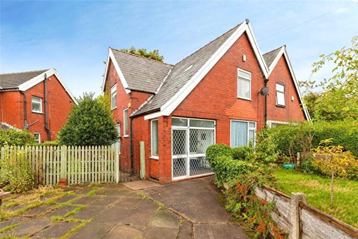 3 Bedroom Semi-Detached House For Sale In Heys Lane, Heywood, Greater Manchester, OL10