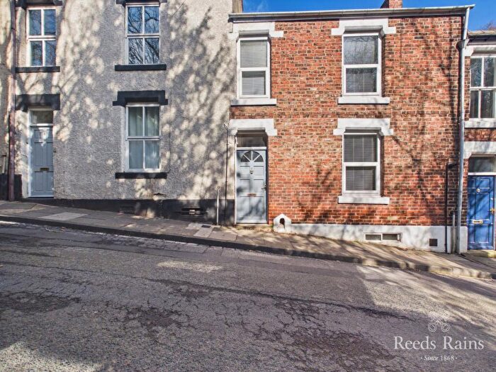 2 Bedroom Terraced House For Sale In Red Hills Terrace, Durham City, Durham, DH1