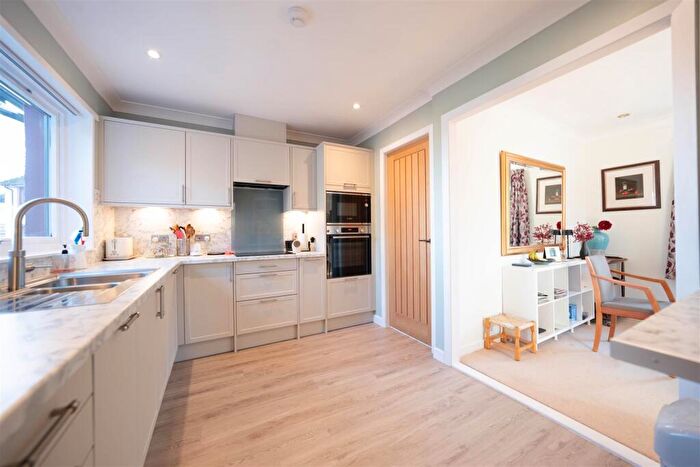4 Bedroom Detached Bungalow For Sale In Lady Nairne Drive, Perth, PH1