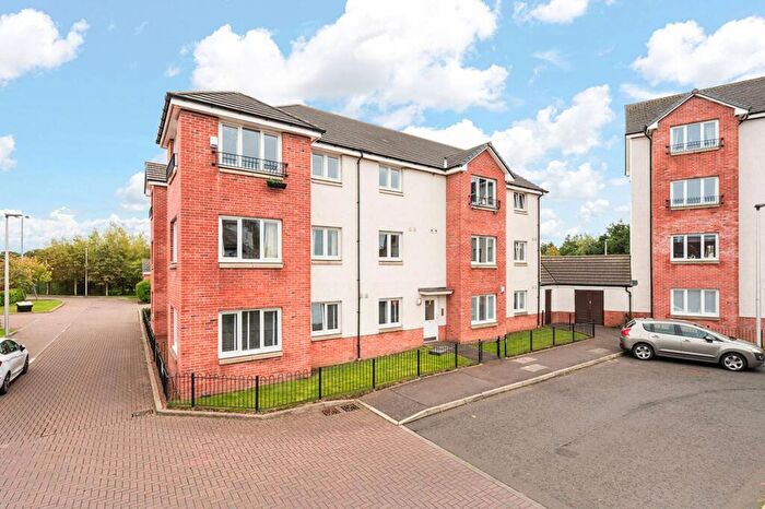 2 Bedroom Flat For Sale In Flat, Torwood Crescent, Edinburgh, EH12