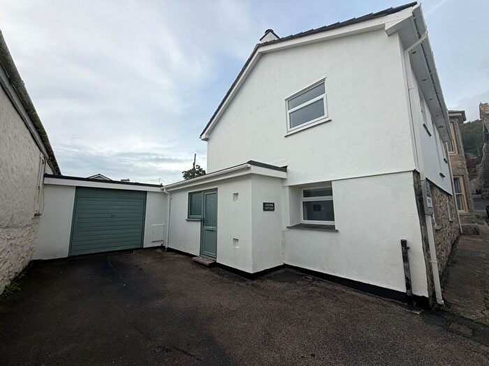 3 Bedroom Cottage To Rent In Chapel Street, Marazion, TR17