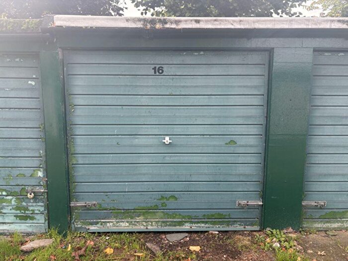 Garage / Parking For Sale In Garage, Salisbury Road, Newington, Edinburgh, EH16