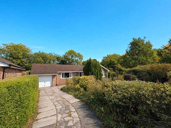 3 Bedroom Detached Bungalow For Sale In Heather Lane, Crook, DL15