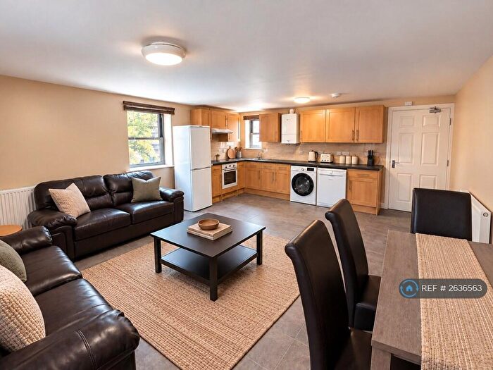 4 Bedroom Flat To Rent In Hampton Lane, Bristol, BS6