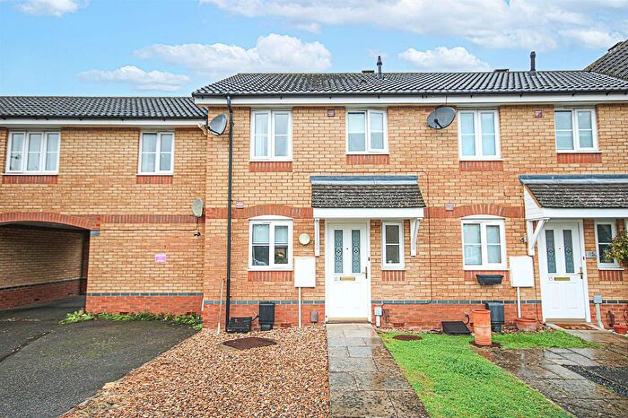 2 Bedroom Terraced House For Sale In Malt Close, Newmarket, CB8