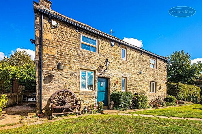 4 Bedroom Farmhouse For Sale In Pea Royd Lane, Stocksbridge, Sheffield, S36