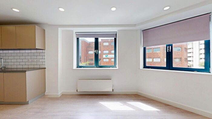 1 Bedroom Flat To Rent In St. Peters Street, Bedford, MK40