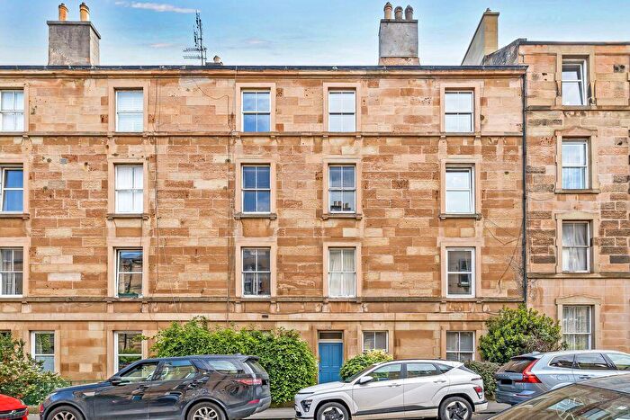 1 Bedroom Flat For Sale In / Livingstone Place, Marchmont, Edinburgh, EH9