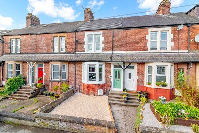 3 Bedroom Terraced House For Sale In Stonefall Avenue, Harrogate, HG2
