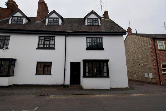 2 Bedroom Terraced House To Rent In Bull Street, Southam, CV47