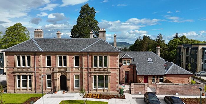 2 Bedroom Flat For Sale In Drummond Hill, Inverness, Highland, IV2