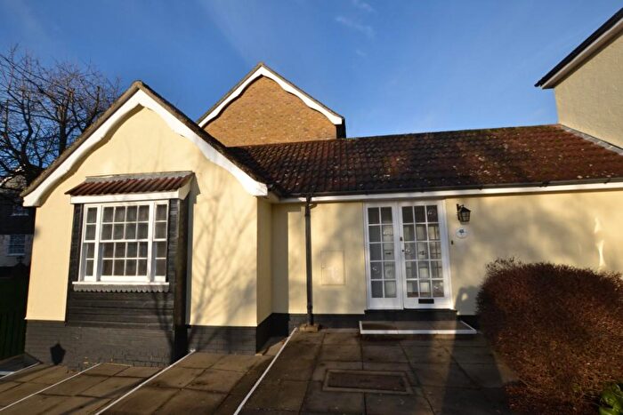 1 Bedroom Apartment To Rent In Cedar Court, Rye Street, Bishop's Stortford, Hertfordshire, CM23