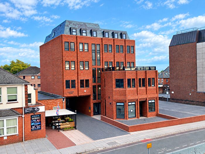 1 Bedroom Flat To Rent In Upper Market Street, SO50