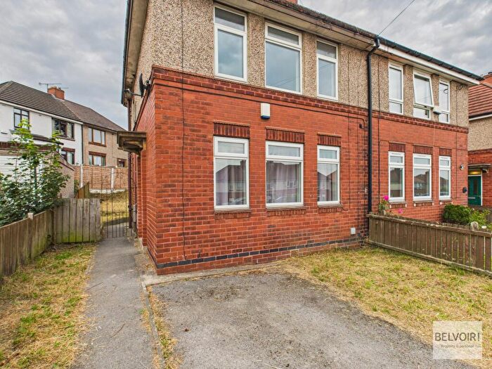 3 Bedroom Semi-Detached House To Rent In Hastilar Road South, Richmond, Sheffield, S13